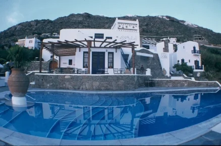Olia Hotel